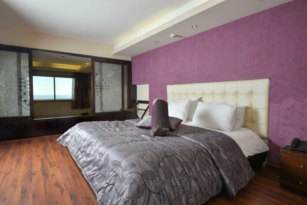 Hollywood Inn Boutique Hotel Jounieh Exterior foto