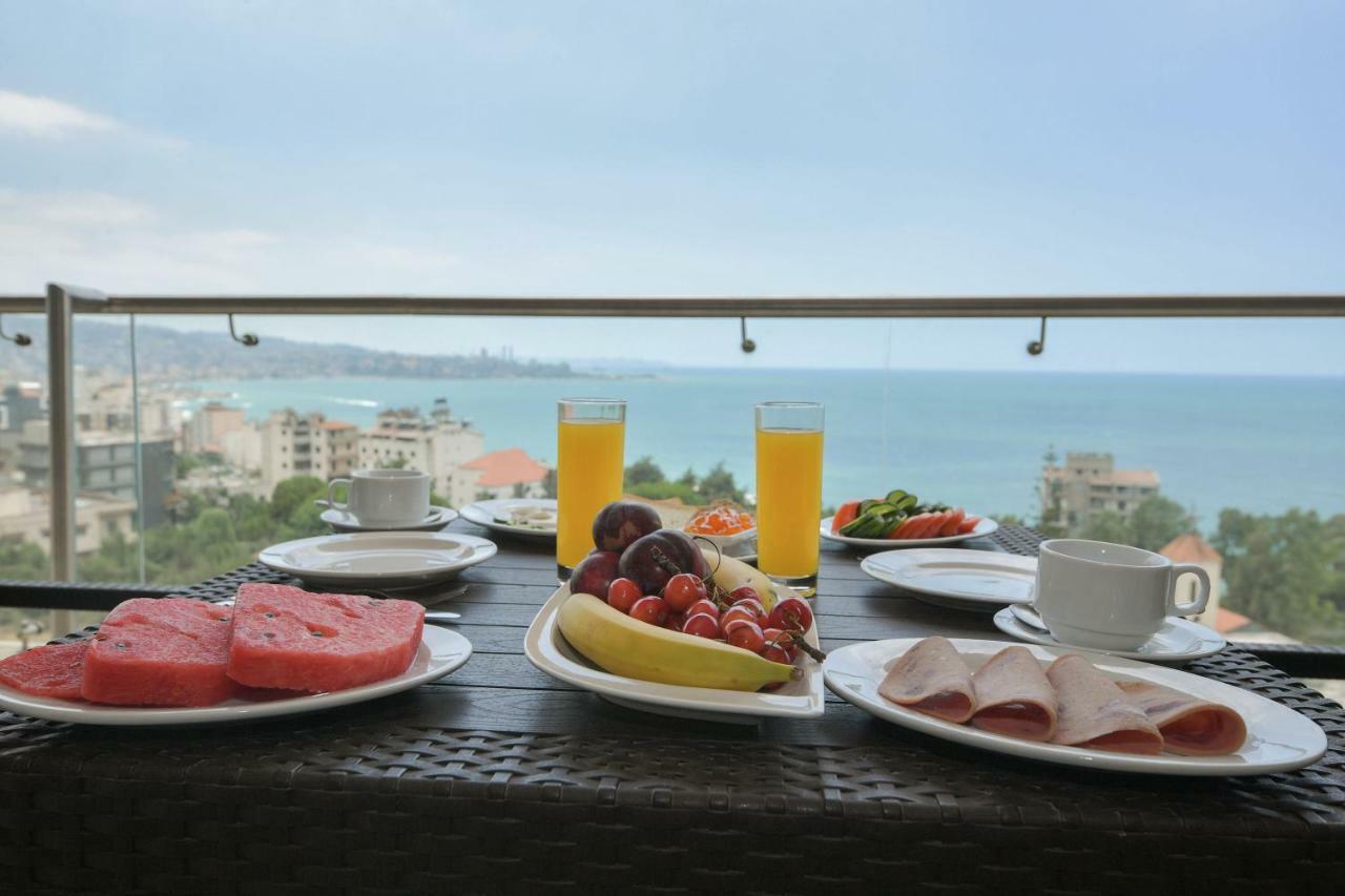 Hollywood Inn Boutique Hotel Jounieh Exterior foto