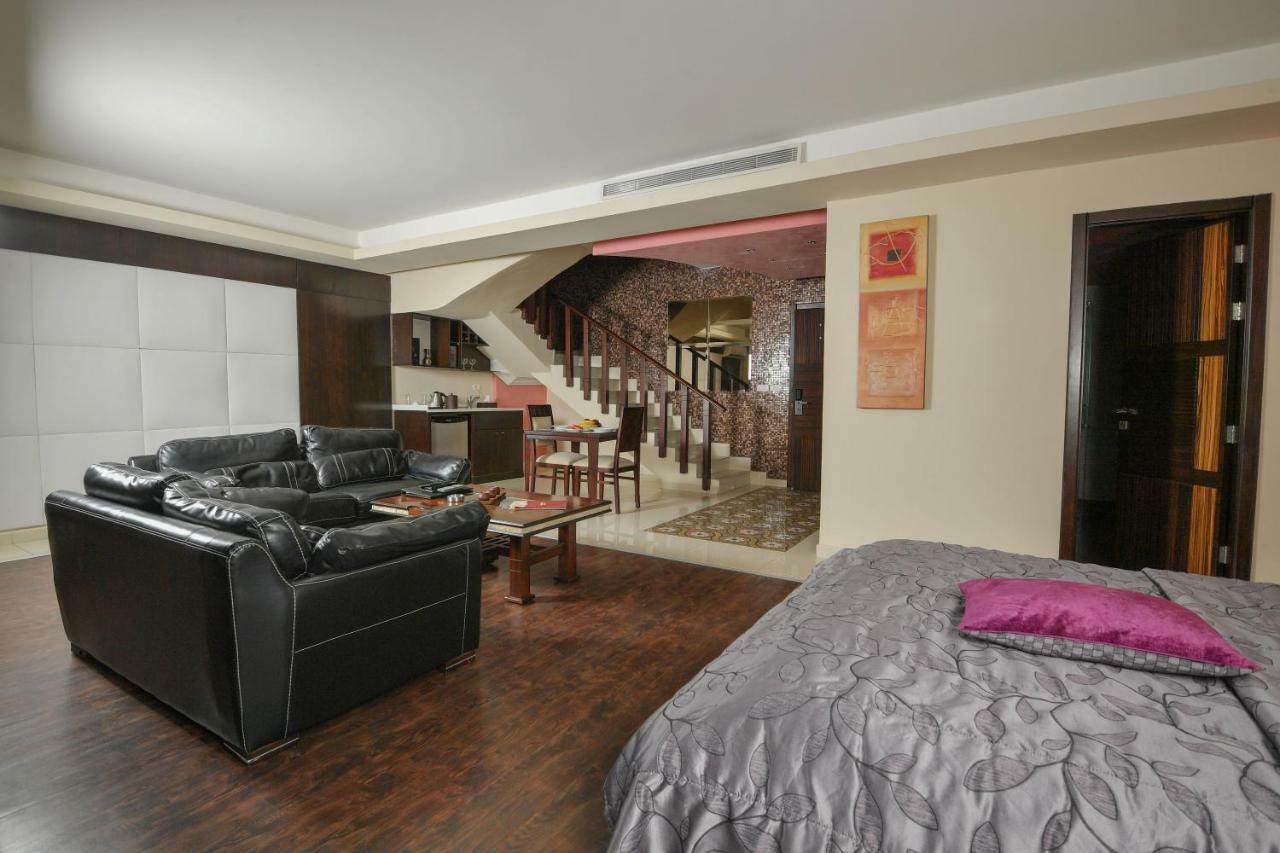 Hollywood Inn Boutique Hotel Jounieh Exterior foto