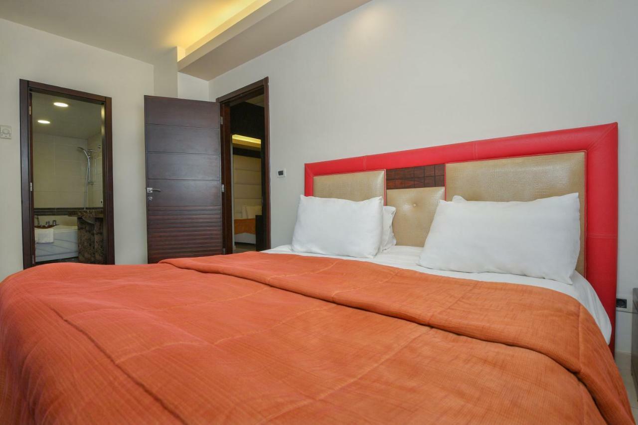 Hollywood Inn Boutique Hotel Jounieh Exterior foto