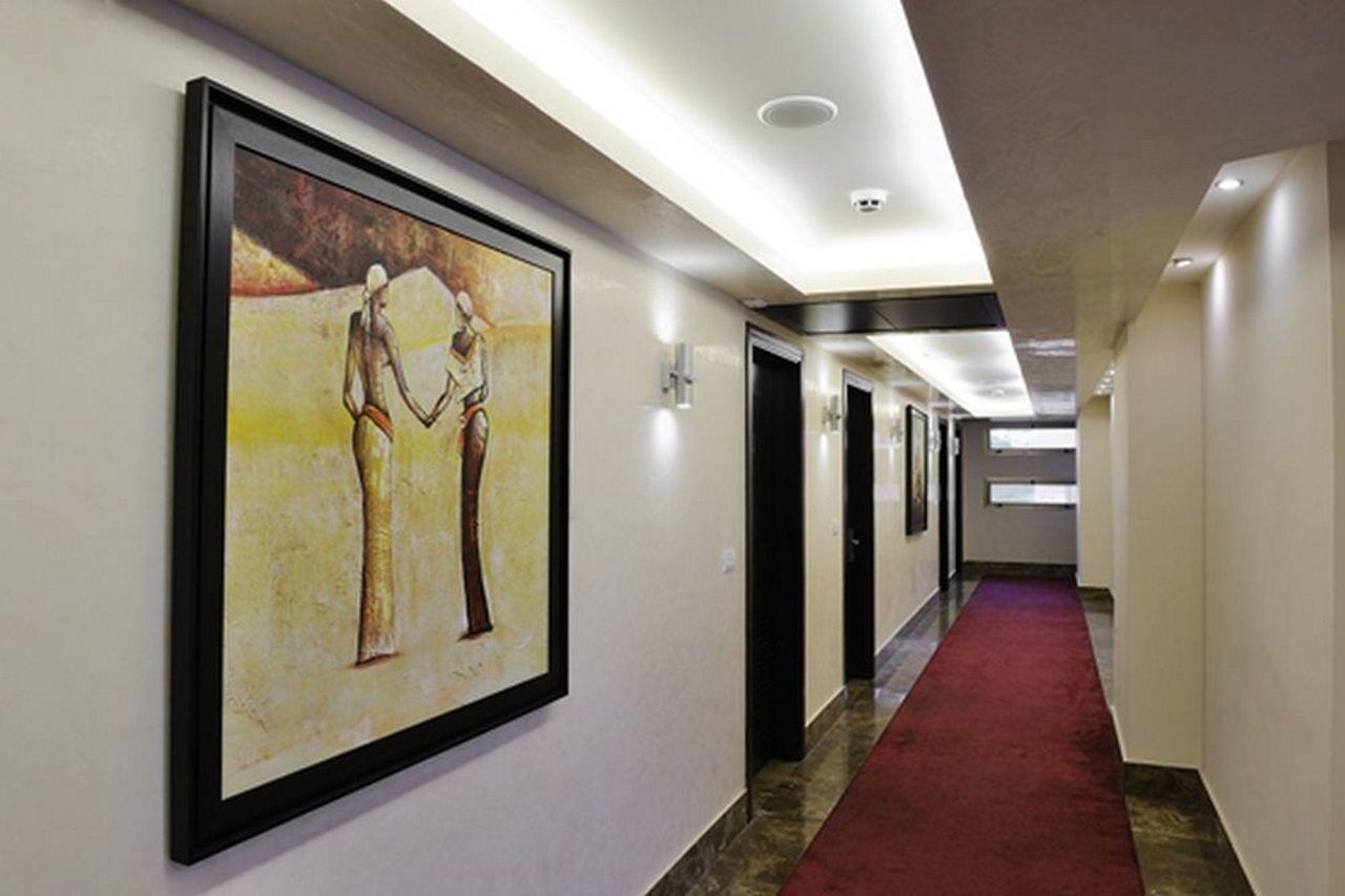 Hollywood Inn Boutique Hotel Jounieh Exterior foto
